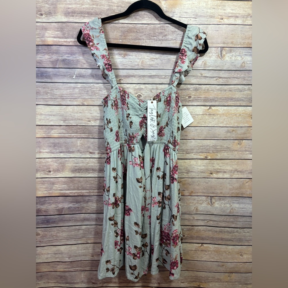 Taylor and Sage Floral Sundress Size Large NWT